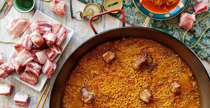 Receta @ricepaella: Arroz de kimchi con costillas de cerdo 