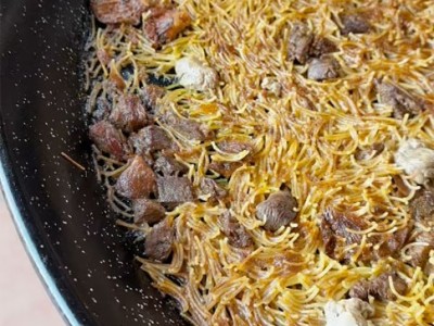 Receta de @fanaticook: Fideuá de secreto ibérico, niscalos y foie