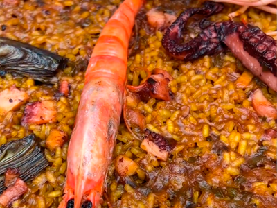 Receta de _comeydisfruta_: Arroz con pulpo y alcachofas